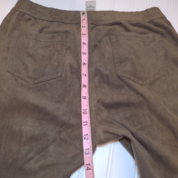 Max Studio women's olive green stretchy pull on leggings size(L) - Picture 13 of 14